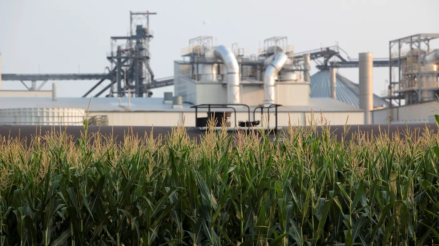 EPA seeks to mandate more use of ethanol and other biofuels : NPR