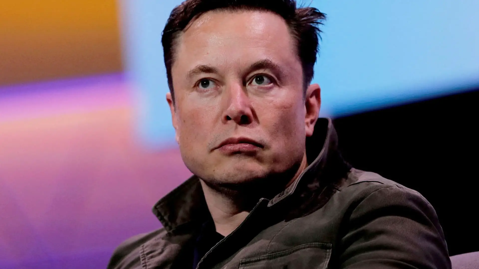 Elon Musk tells Tesla employees to ignore stock market craziness