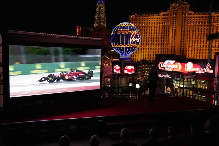 Popular Las Vegas shows will go dark for the holidays