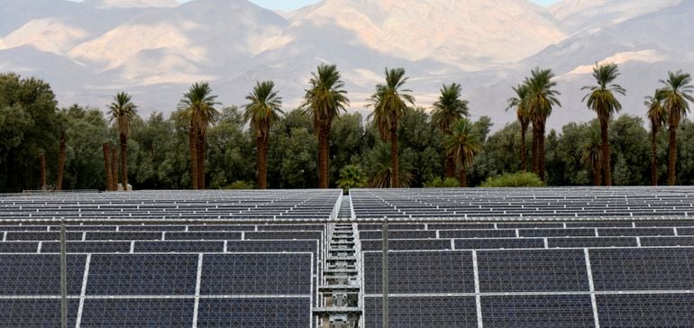 California greenlights more than 800 MW of storage and solar to bolster power grid reliability
